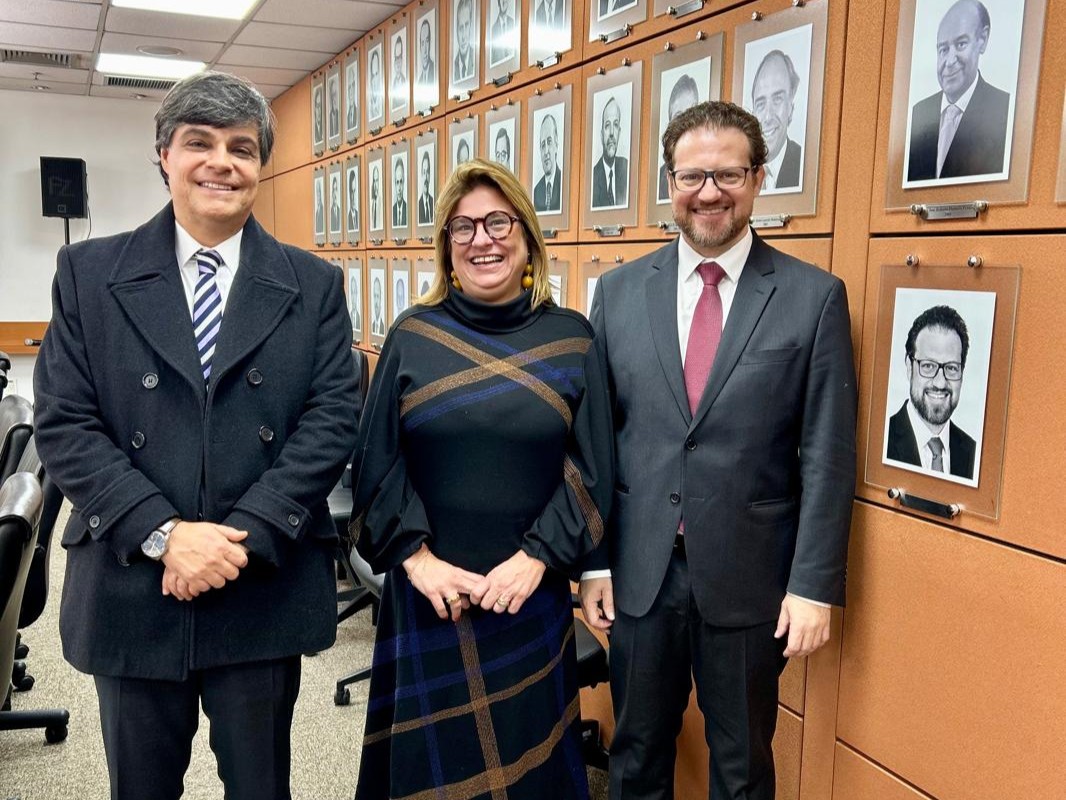 OAB SP participa de inauguração de foto do ex-presidente da AASP André Almeida Garcia