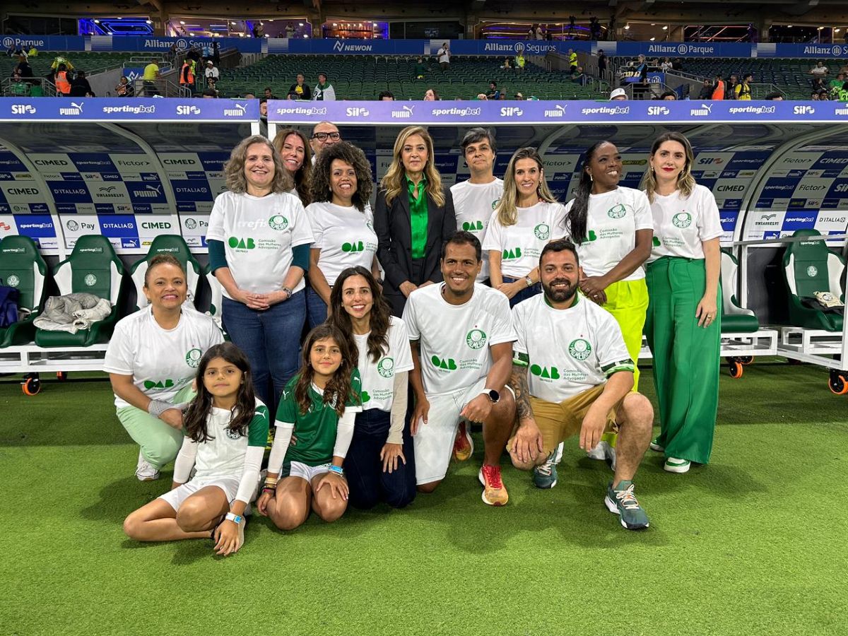 Presidentes da OAB SP e do Palmeiras se unem no Allianz Parque em ação contra a violência de gênero
